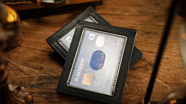 Phantom Wallet by TCC Magic (Microfiber) - magic trick