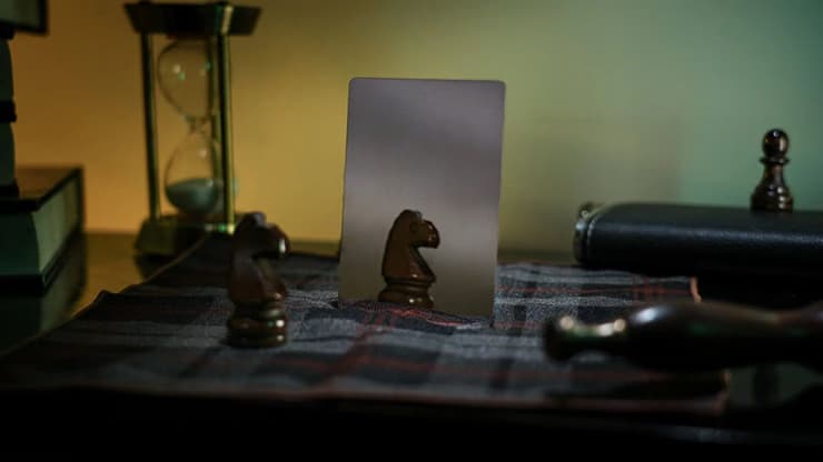 Mirage Mirror by Kun & TCC Magic - magic trick