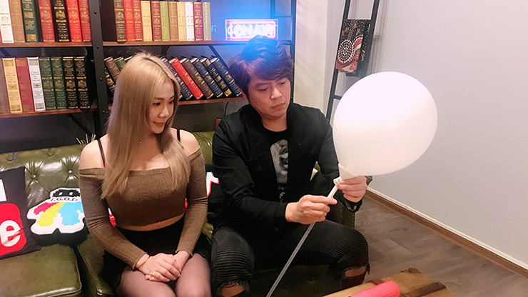 Balloon Burster by Taiwan Ben and Jeimin Lee
